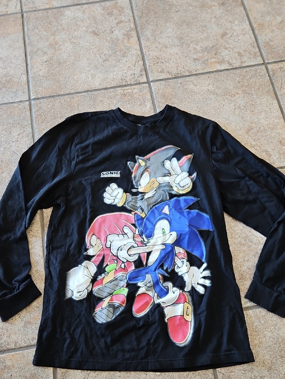 Sonic the Hedgehog Graphic Long Sleeve Shirt